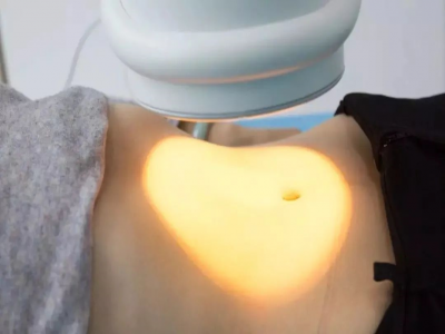 寒湿淤堵的女人更容易老，光疗来帮您！